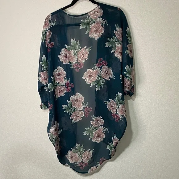 Women’s Green and Pink Floral Kimono Cardigan Sheer Sexy - Picture 2 of 3